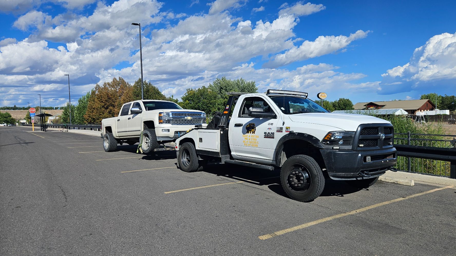 Bayfield Towing & Recovery Gal (1)