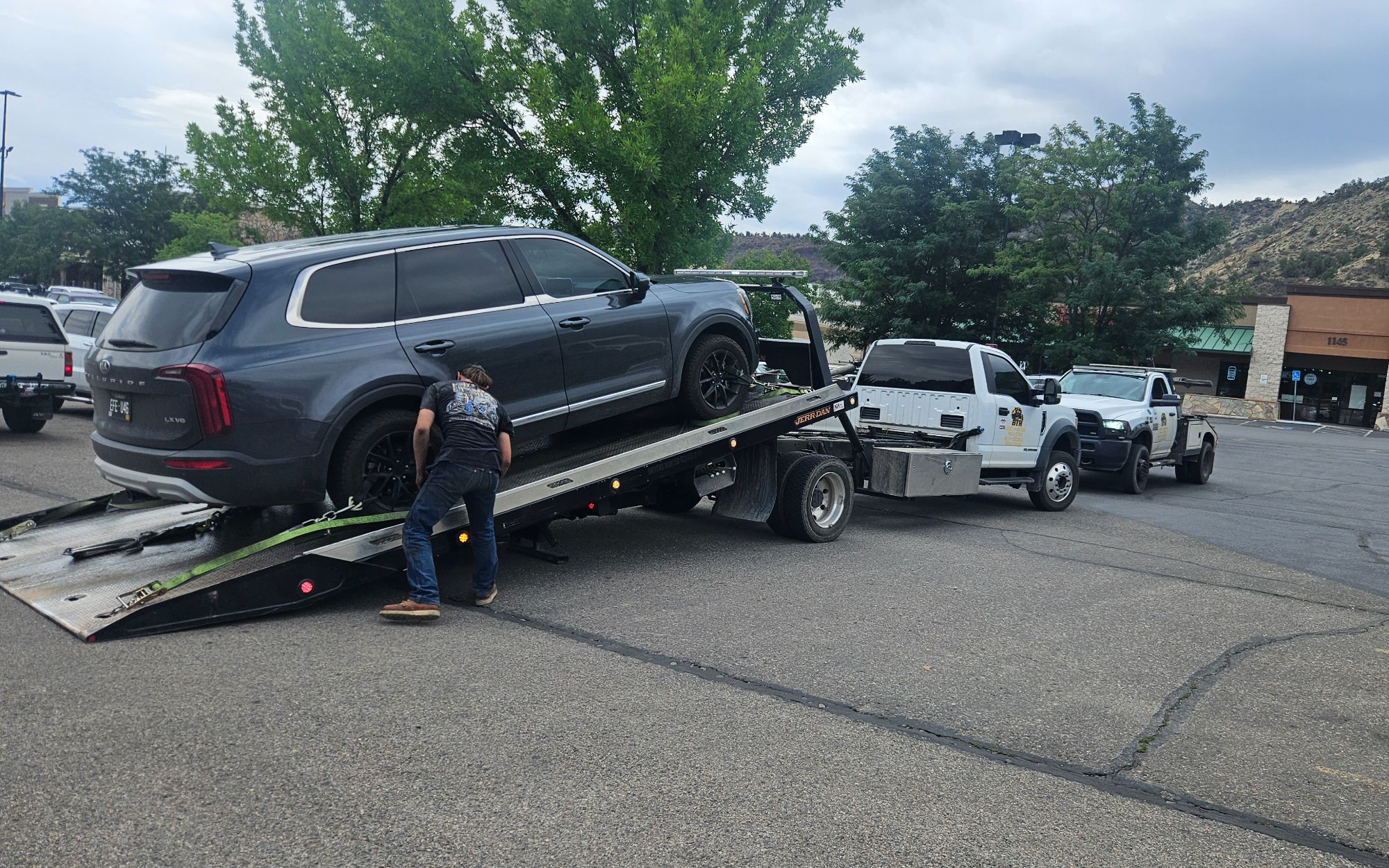 Bayfield Towing & Recovery Gal (3)